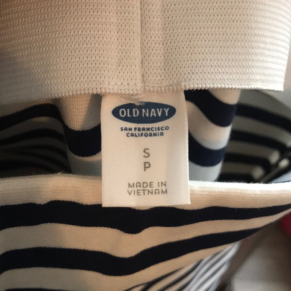 Navy and cream stripe skirt old navy - Picture 2 of 2